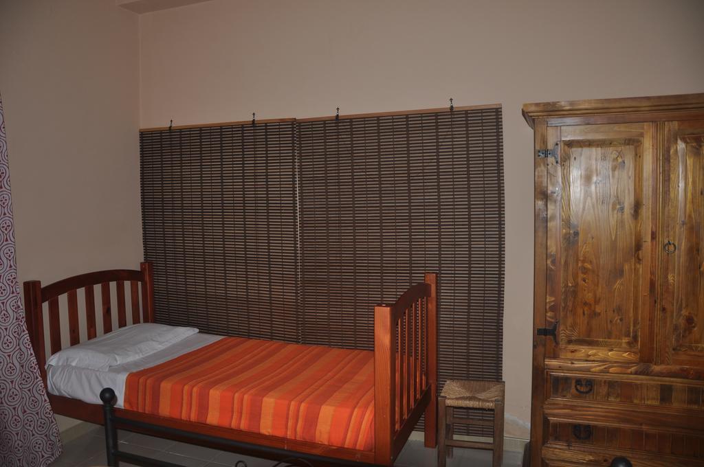Etna Torre Del Grifo Bed and Breakfast Mascalucia Kamer foto